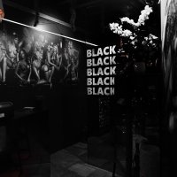 Black 2022 - Photos - Acanthus
