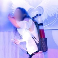 White 2023 - Photos - Acanthus
