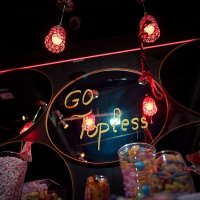 Topless 2023 - Photos - Acanthus