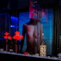 Topless 2025 - Photos - Acanthus