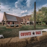 Coyote Ugly 2026 - Photos - Acanthus