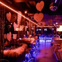 Topless 2026 - Photos - Acanthus